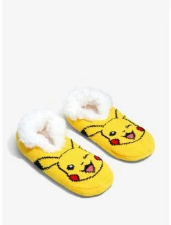 Brand new ✨ Pokémon Pikachu Winking Slipper 🧦 Socks - BoxLunch Exclusive ❤️
