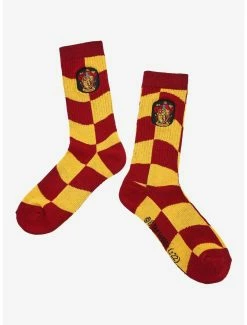 New 🛒 Harry Potter Gryffindor Crest Wavy Checkered Crew 🧦 Socks - BoxLunch Exclusive 😍